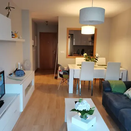 Apartment Vut 2 *